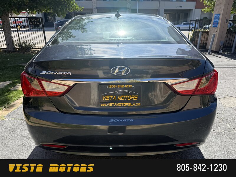 2013 Hyundai Sonata GLS - Photo 8 - Chatsworth, CA 91311