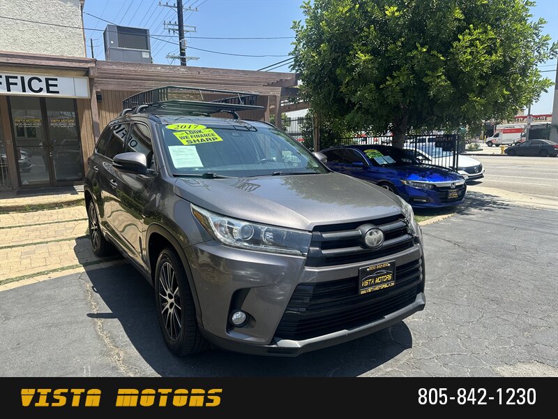 2017 Toyota Highlander SE - Photo 1 - Chatsworth, CA 91311