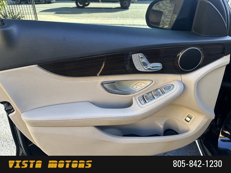 2015 Mercedes-Benz C 300 - Photo 12 - Chatsworth, CA 91311