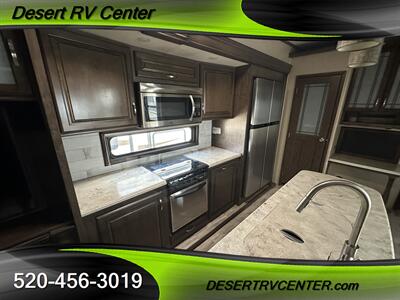 2017 GRAND DESIGN 384GK   - Photo 12 - Huachuca City, AZ 85616