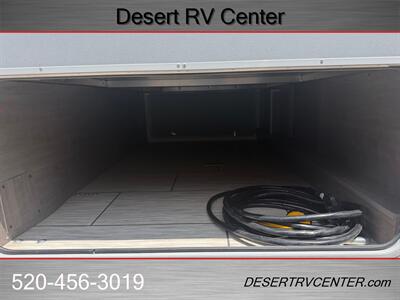 2023 LANCE 1475 - Photo 16 - Huachuca City, AZ 85616