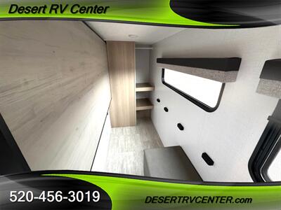 2025 Dutchmen 308BHSL - Photo 12 - Huachuca City, AZ 85616