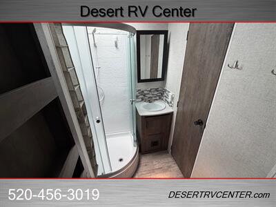 2021 FOREST RIVER 27RQMX   - Photo 11 - Huachuca City, AZ 85616