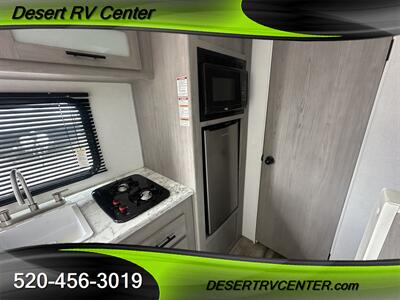 2024 COLEMAN 17B   - Photo 11 - Huachuca City, AZ 85616