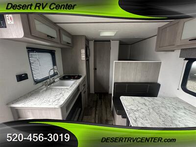 2024 COLEMAN 17B   - Photo 9 - Huachuca City, AZ 85616