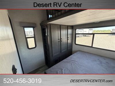 2022 Keystone 3851BL CRUISER - Photo 21 - Huachuca City, AZ 85616