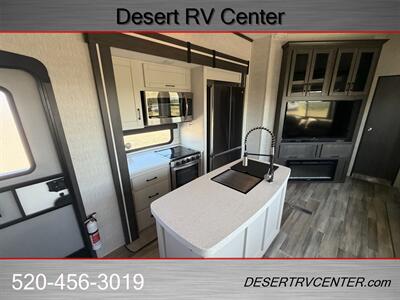 2022 Keystone 3851BL CRUISER - Photo 13 - Huachuca City, AZ 85616