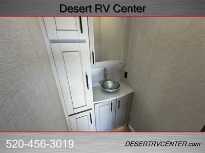 2021 KEYSTONE 4001LK   - Photo 15 - Huachuca City, AZ 85616