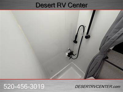 2022 LANCE 1575 - Photo 16 - Huachuca City, AZ 85616