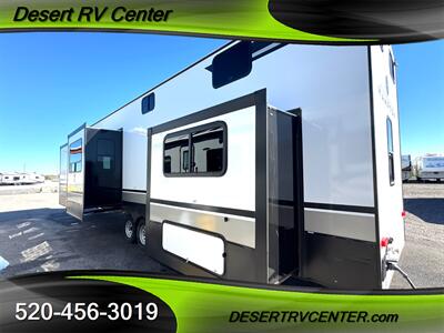 2023 Keystone CROSSROADS HAMPTON 388FKL - Photo 6 - Huachuca City, AZ 85616