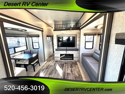 2023 Keystone CROSSROADS HAMPTON 388FKL - Photo 18 - Huachuca City, AZ 85616