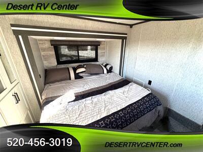 2023 Keystone CROSSROADS HAMPTON 388FKL - Photo 8 - Huachuca City, AZ 85616