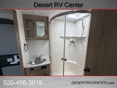 2021 WINNEBAGO 2401RG   - Photo 13 - Huachuca City, AZ 85616