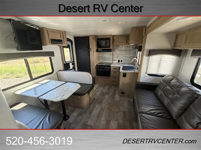 2021 WINNEBAGO 2401RG   - Photo 12 - Huachuca City, AZ 85616