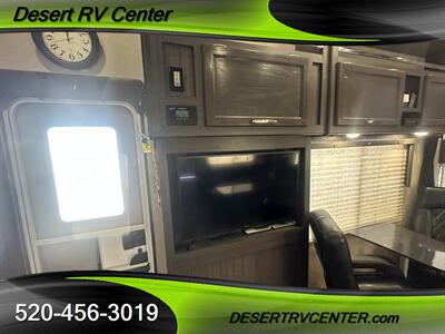 2019 GENESIS SUPREME 37CKXL   - Photo 13 - Huachuca City, AZ 85616
