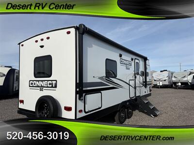 2022 KZ 221FKKSE   - Photo 2 - Huachuca City, AZ 85616