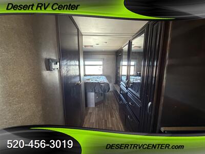 2017 THOR WS31   - Photo 14 - Huachuca City, AZ 85616