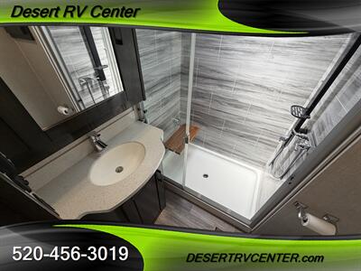 2020 KEYSTONE 391RL   - Photo 15 - Huachuca City, AZ 85616
