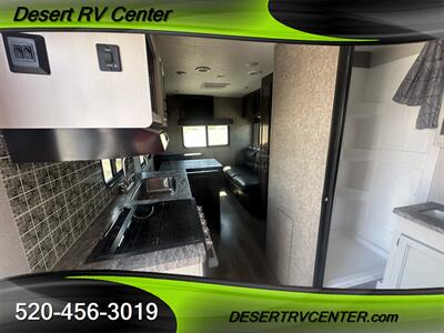 2021 HIGHLAND RIDGE 21FB   - Photo 10 - Huachuca City, AZ 85616