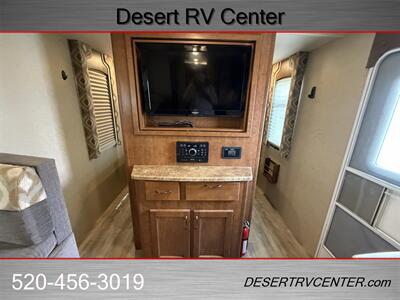 2017 LANCE 2295 - Photo 12 - Huachuca City, AZ 85616