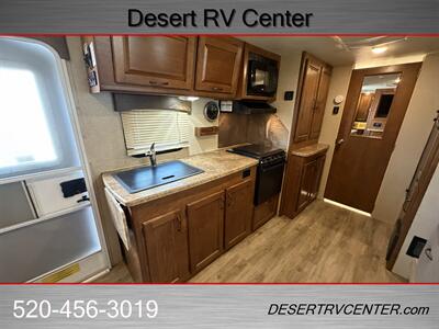 2017 LANCE 2295 - Photo 7 - Huachuca City, AZ 85616