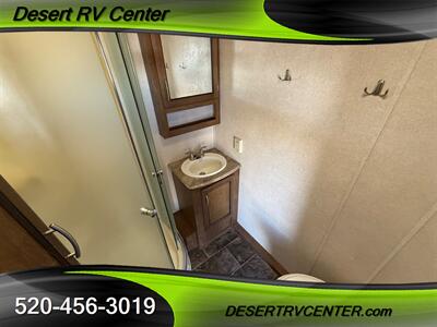 2017 FOREST RIVER T24RQMX   - Photo 7 - Huachuca City, AZ 85616