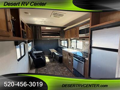 2017 FOREST RIVER T24RQMX   - Photo 5 - Huachuca City, AZ 85616
