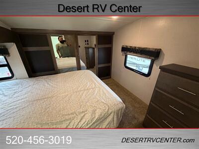 2017 CROSSROADS 25RL CRUISER AIRE   - Photo 20 - Huachuca City, AZ 85616