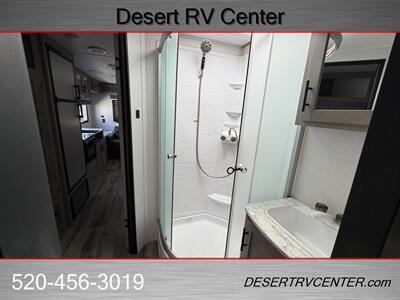 2022 KEYSTONE 2515RL   - Photo 16 - Huachuca City, AZ 85616