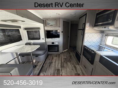 2022 KEYSTONE 2515RL   - Photo 12 - Huachuca City, AZ 85616