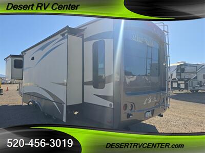 2015 Keystone MONTANA 3611RL LEGACY EDITION   - Photo 6 - Huachuca City, AZ 85616