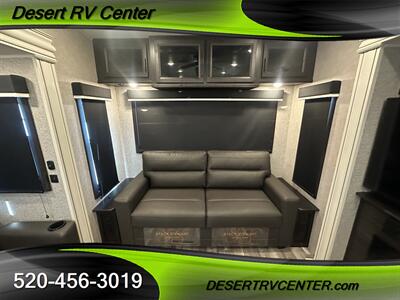 2023 JAYCO 321RSTS   - Photo 14 - Huachuca City, AZ 85616