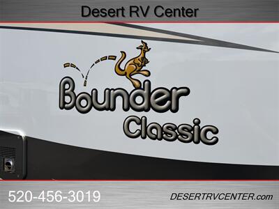 2012 FLEETWOOD 36R   - Photo 10 - Huachuca City, AZ 85616