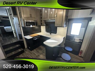 2021 HEARTLAND 4275RW   - Photo 17 - Huachuca City, AZ 85616