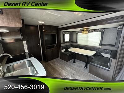 2020 HEARTLAND PIONEER RG28   - Photo 8 - Huachuca City, AZ 85616