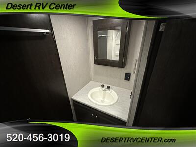 2020 HEARTLAND PIONEER RG28   - Photo 15 - Huachuca City, AZ 85616