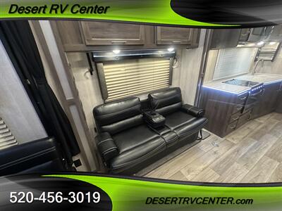 2024 GENESIS SUPREME 3317VXL   - Photo 9 - Huachuca City, AZ 85616