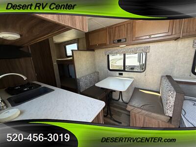 2019 FOREST RIVER 17BH   - Photo 12 - Huachuca City, AZ 85616