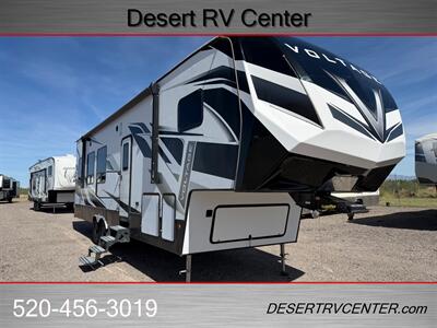 2021 Keystone VOLTAGE 3351  TRITON - Photo 2 - Huachuca City, AZ 85616