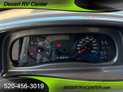 2018 WINNEBAGO 30T   - Photo 19 - Huachuca City, AZ 85616