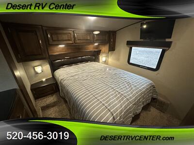 2018 GRAND DESIGN REFLECTION 303RLS   - Photo 19 - Huachuca City, AZ 85616