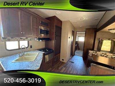 2017 KEYSTONE 308BHDS   - Photo 10 - Huachuca City, AZ 85616