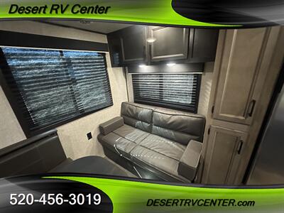2023 JAYCO 212QBW   - Photo 15 - Huachuca City, AZ 85616