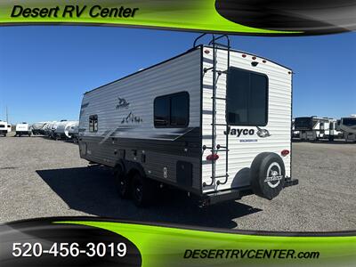 2023 JAYCO 212QBW   - Photo 4 - Huachuca City, AZ 85616