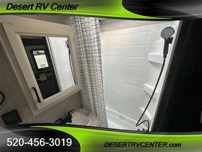 2023 JAYCO 212QBW   - Photo 21 - Huachuca City, AZ 85616
