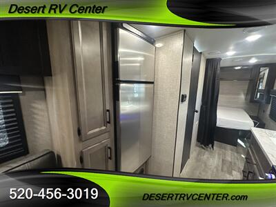 2023 JAYCO 212QBW   - Photo 17 - Huachuca City, AZ 85616