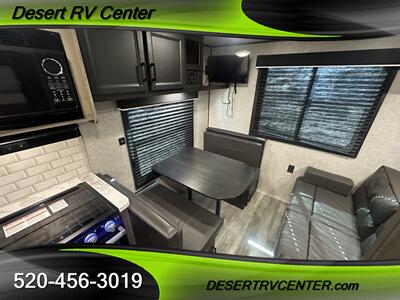 2023 JAYCO 212QBW   - Photo 14 - Huachuca City, AZ 85616