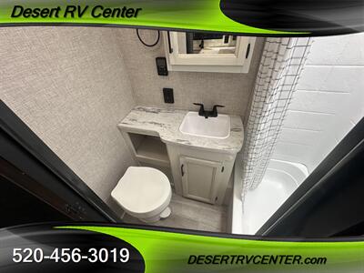 2023 JAYCO 212QBW   - Photo 20 - Huachuca City, AZ 85616