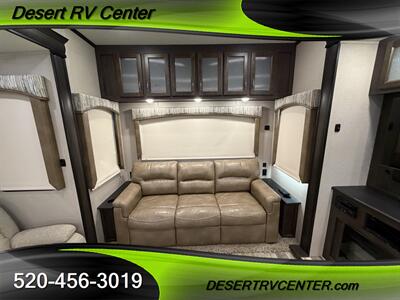 2019 FOREST RIVER 310RL   - Photo 14 - Huachuca City, AZ 85616