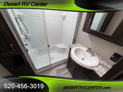 2019 FOREST RIVER 310RL   - Photo 19 - Huachuca City, AZ 85616